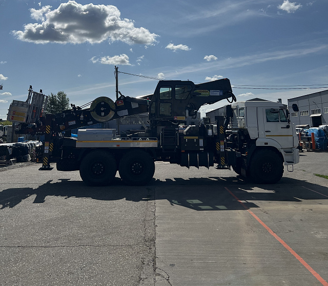 Автогидроподъемник Hansin 450А на базе КАМАЗ 43118 6х6