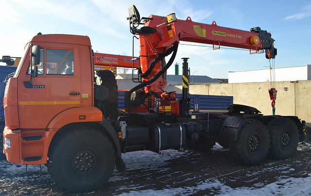 Седельный тягач КАМАЗ 43118 6х6 с КМУ ИНМАН ИТ 180