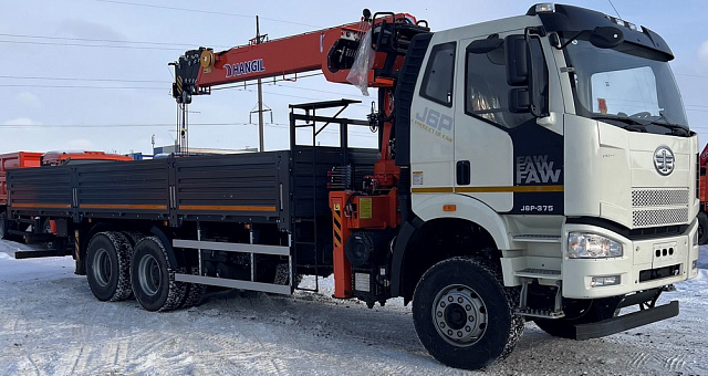 Кран-манипулятор Hangil HGC1235 на базе FAW 6х4