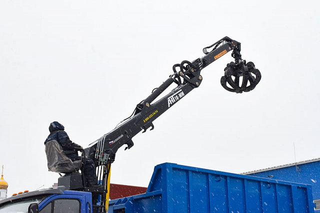 Автомобиль-ломовоз КАМАЗ 65115 6х4 с манипулятором АНТ 10ММ