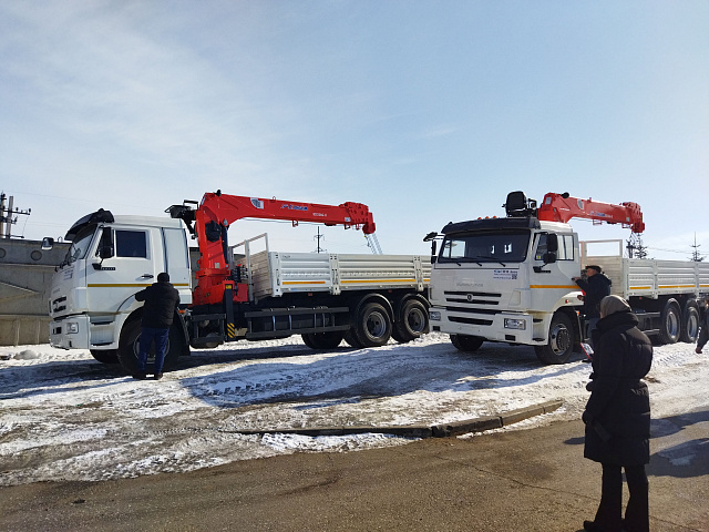 Кран-манипулятор Kanglim KS1256 на базе КАМАЗ 65117 6х4