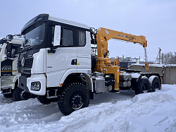 Седельный тягач SHACMAN 6х6 с КМУ Soosan SCS736