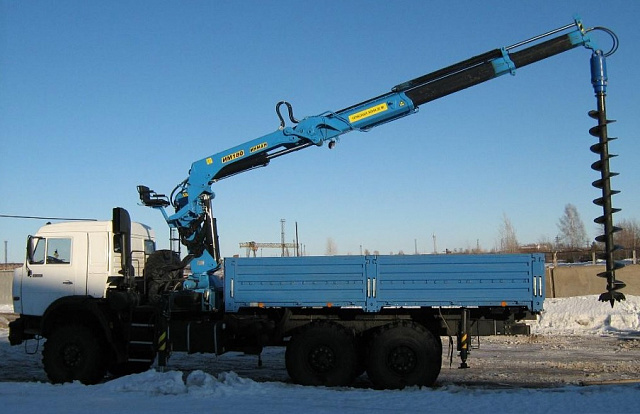 Бурильно-крановая машина ИНМАН ИМ 95 на базе КАМАЗ 43502 4х4