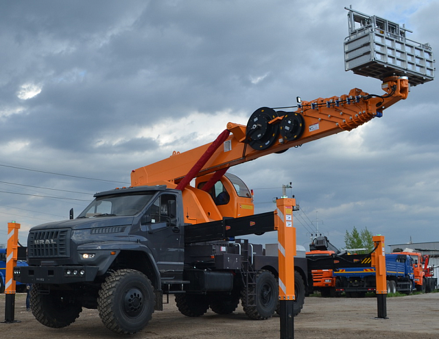 Автогидроподъемник Hansin 450А на базе УРАЛ NEXT 4320 6х6