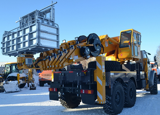 Автогидроподъемник Hansin 450А на базе УРАЛ NEXT 4320 6х6