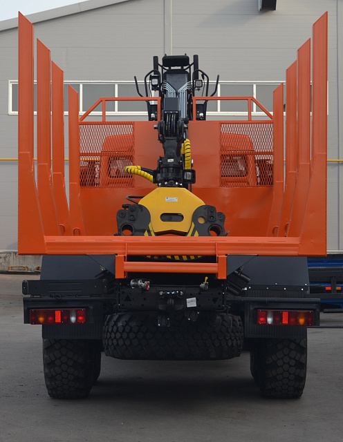 Автомобиль-сортиментовоз КАМАЗ 43118 6х6 с ГМУ VELMASH VM10 за кабиной