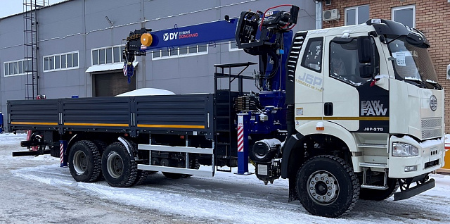 Кран-манипулятор DongYang SS1956 на базе FAW 6х4