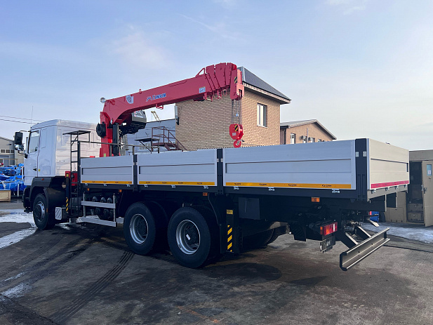 Кран-манипулятор Kanglim KS2056 на базе МАЗ 6х4