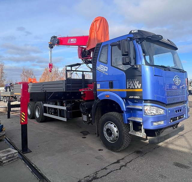 Кран-манипулятор Horyong HRS 216 на базе FAW 6х4