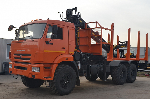 Автомобиль-сортиментовоз КАМАЗ 43118 6х6 с ГМУ VELMASH VM10 за кабиной