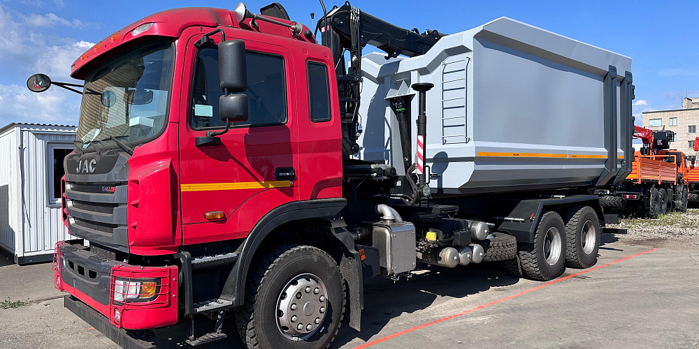 Мощный ломовоз JAC-350 с гидроманипулятором ESSEL